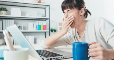 مش مجرد تعب.. لماذا يشعر البعض بالإرهاق بشكل مستمر