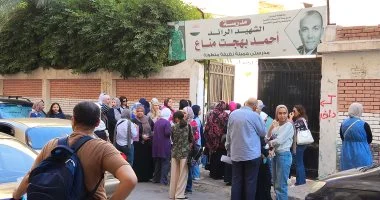 مفرد غر ومعنى شذا.. أسئلة تحير طلاب الشهادة الإعدادية بامتحان العربى