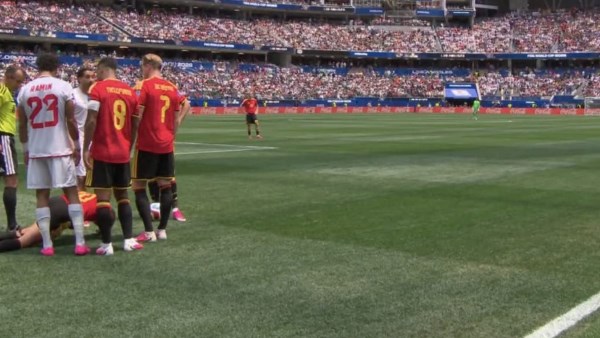 منع الطاقم الطبي للمنتخب البلجيكي من دخول ملعب مباراة إيران