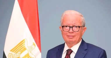 نائب رئيس مجلس الوزراء يهنئ الرئيس السيسى بمناسبة العام الهجرى الجديد