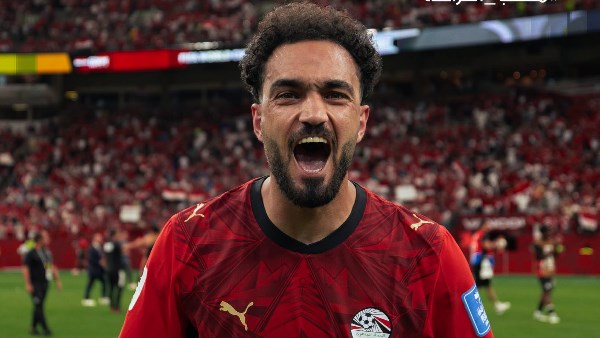 هدف وصناعة في ليلة تاريخية.. ماذا قدم مصطفى زيكو في أول انتصار لمصر بكأس العالم؟