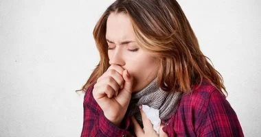 هل تصاب بـ السعال بعد تناول الوجبات.. اعرف الأسباب