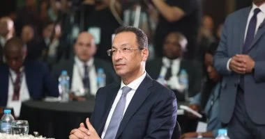 وزير الاتصالات: مصر تتبنى رؤية شاملة لبناء فضاء رقمي آمن