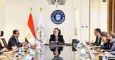 وزير التخطيط يبحث مع نائب رئيس أفريكسيم بنك دعم الشركات الناشئة