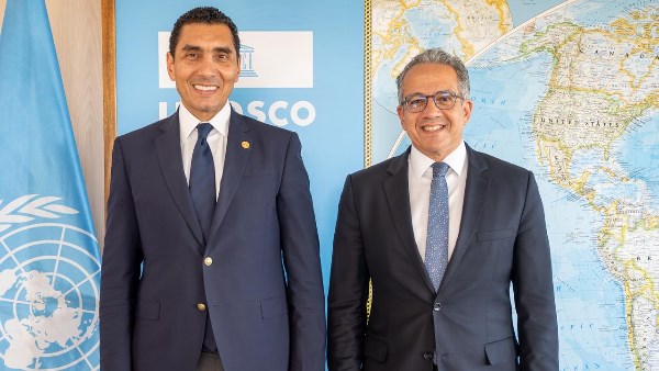 وزير الرياضة يبحث مع مدير عام اليونسكو تعزيز التعاون المشترك
