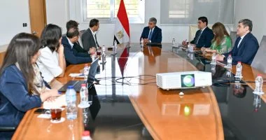 وزير السياحة يبحث تعزيز التعاون مع شركة مصر إيطاليا العقارية