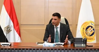 وزير الصناعة يشارك بمنتدى الأعمال الخاص بالبنك الأوروبي لإعادة الإعمار