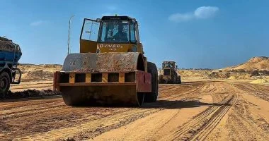 وزيرة الإسكان تتابع موقف مشروعات مرافق وطرق بالامتداد الشرقي للفيوم الجديدة