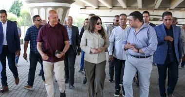 وزيرة الإسكان تتفقد أعمال ربط خطوط الصرف الرئيسية بمدينة القاهرة الجديدة